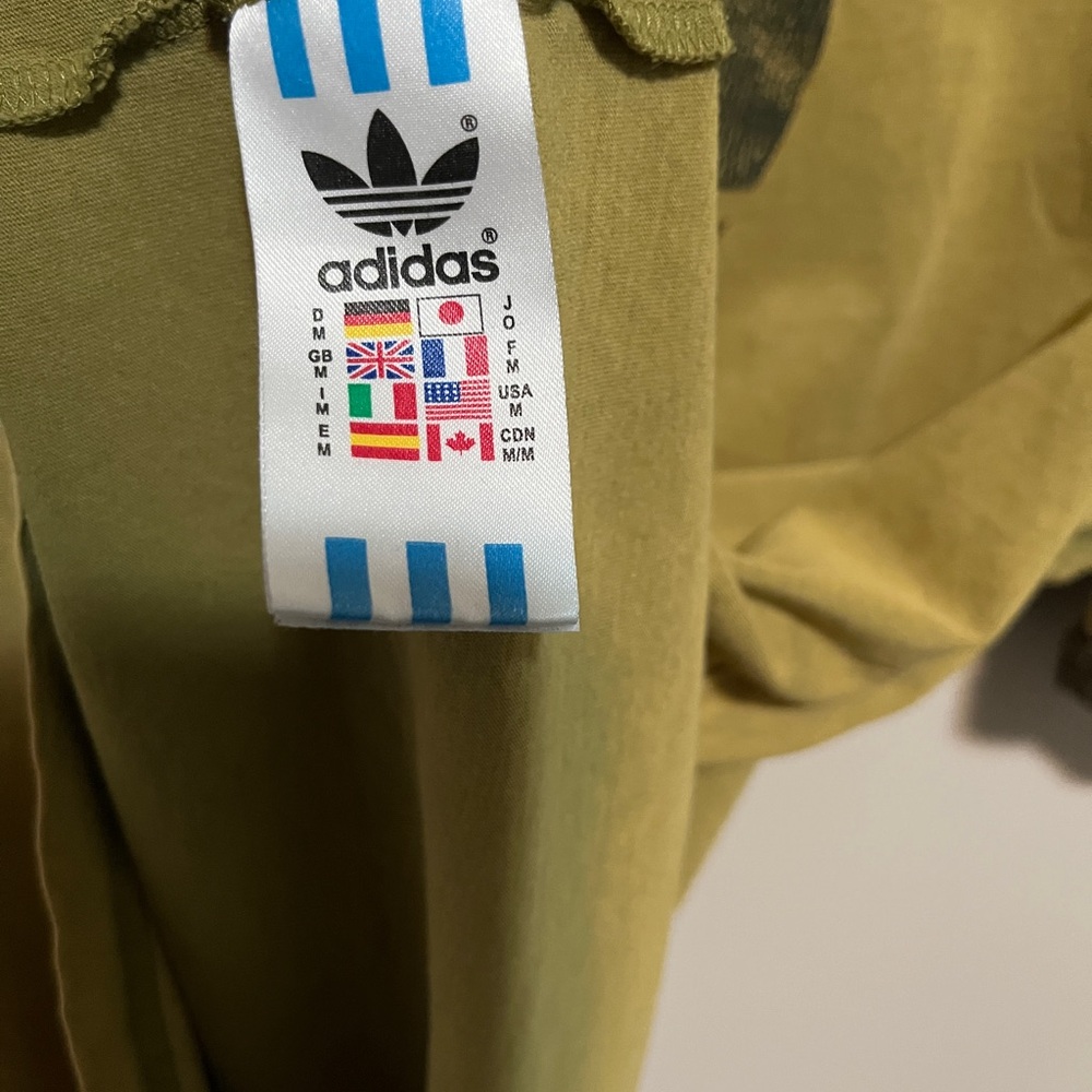 Adidas Sample Tee, size L - Picture 8 of 9